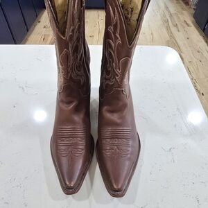 Justin Women’s Western Cowboy Boots – Size 9.5B – Made in USA –